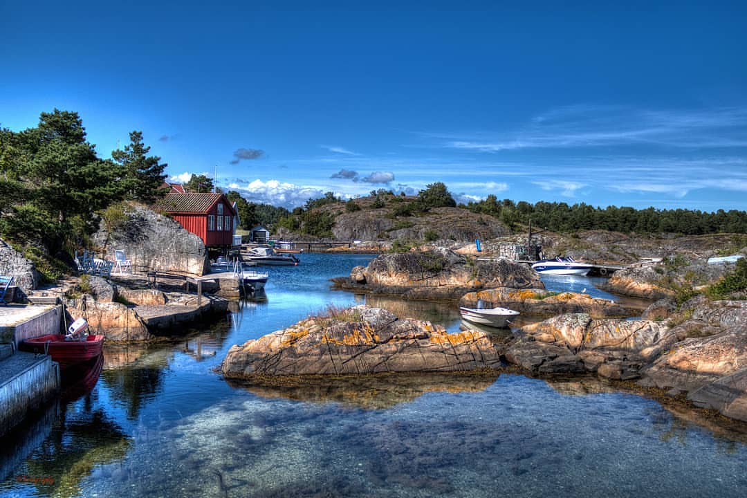 Holmesund, Tverdalsøya